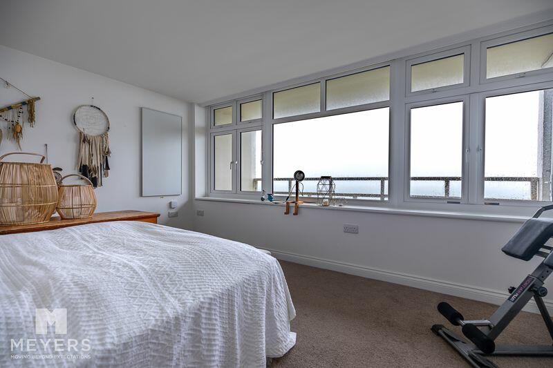 Additional image 10 of Carlinford, 26 Boscombe Cliff Road, Bournemouth, BH5