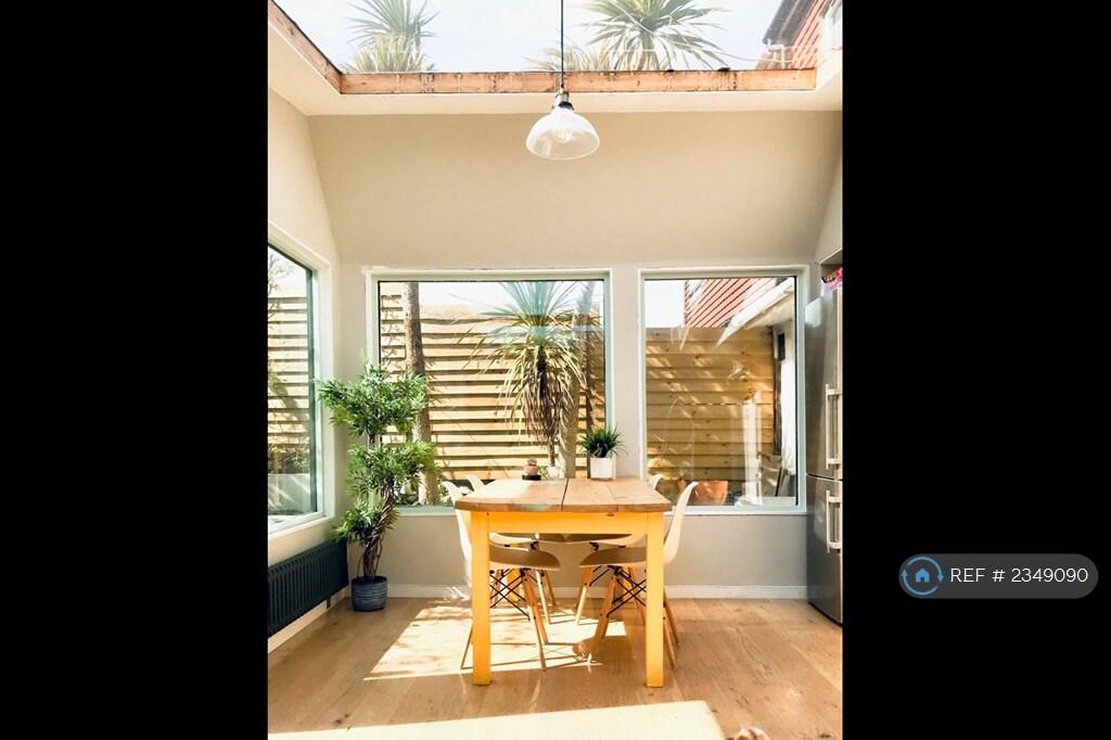 Additional image 5 of Woodbourne Avenue, Brighton, BN1
