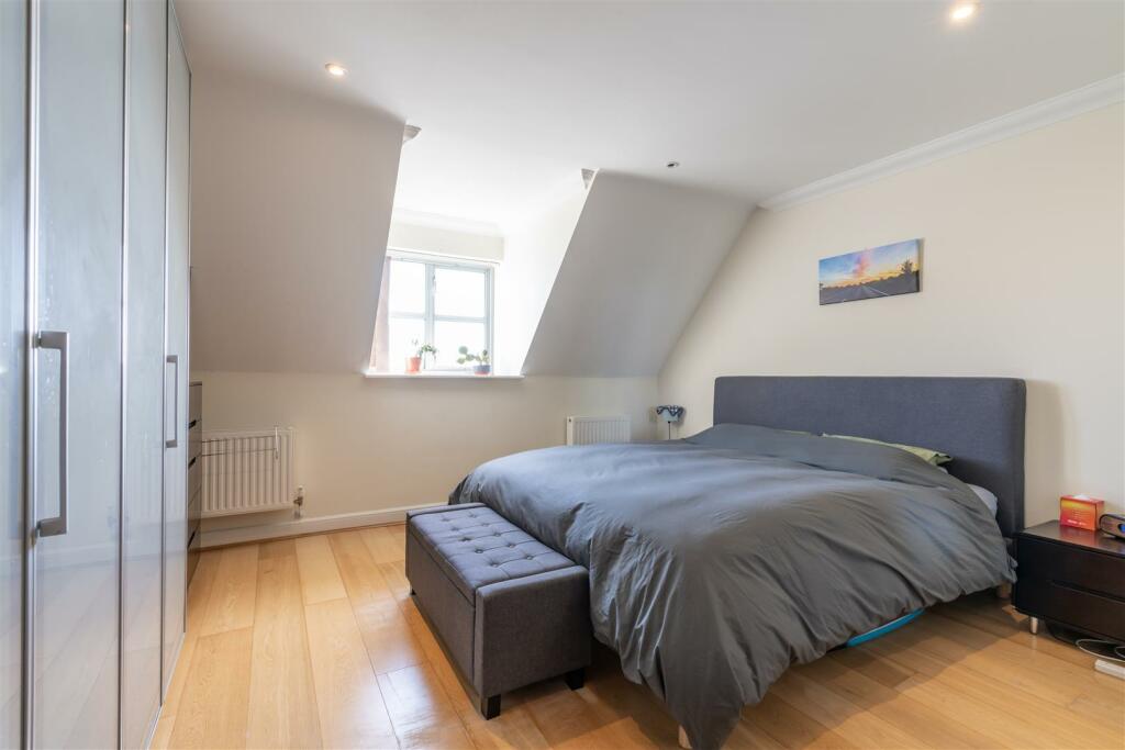 Additional image 10 of Alumhurst Road, Alum Chine