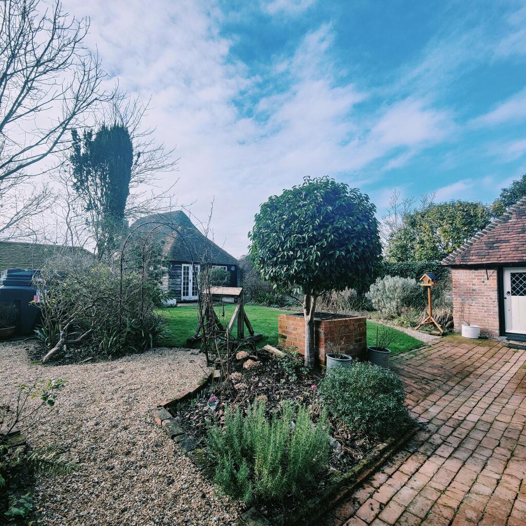 Additional image 19 of Stunts Green, Herstmonceux