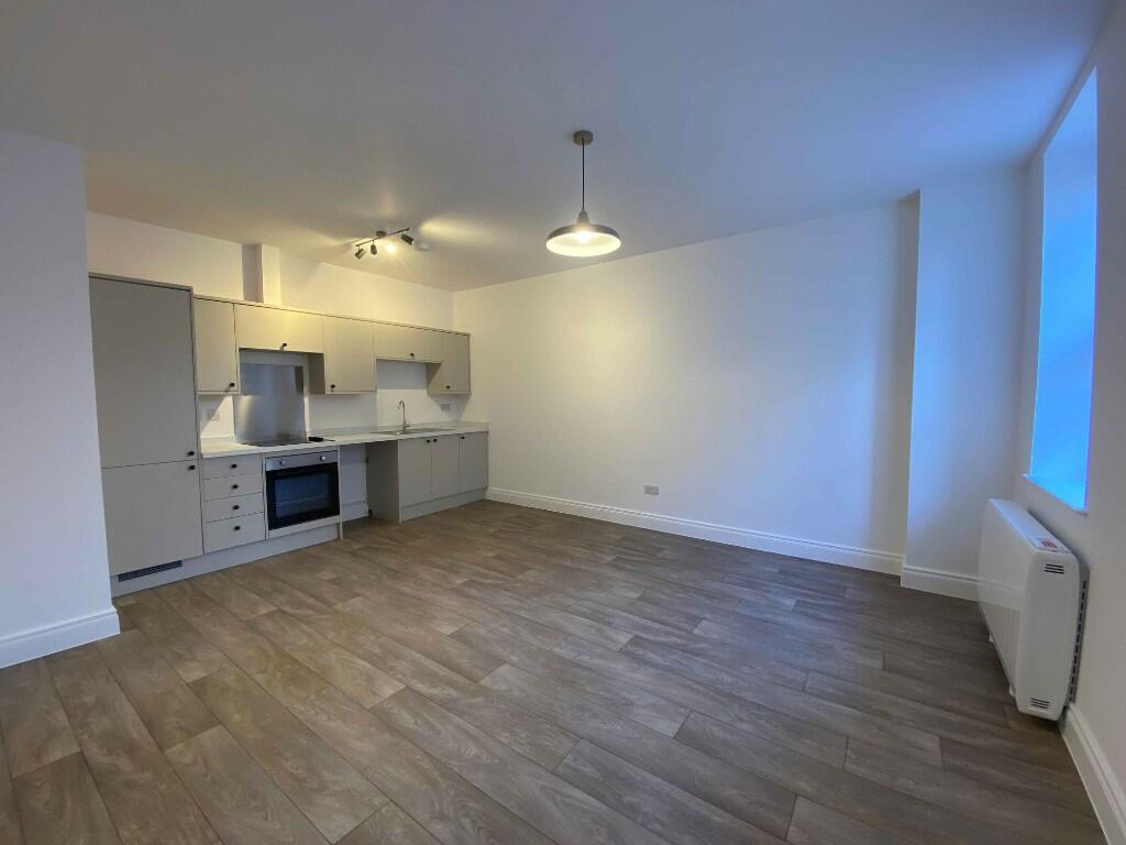 Additional image 3 of 896 Christchurch Road, Bournemouth, Dorset, BH7