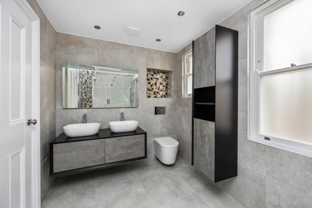 Additional image 18 of Adelaide Crescent, Hove, BN3