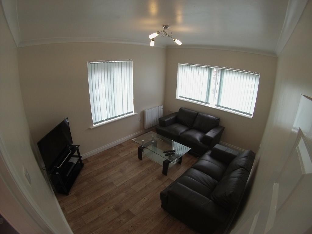 Additional image 4 of Large 2 Bedroom Ground Floor Flat