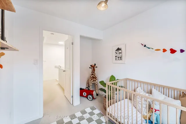 Additional image 32 of 8 Florence Wyle Lane Unit 3