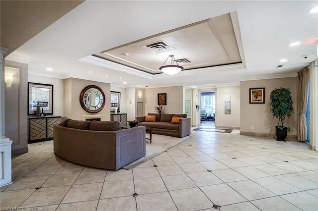 Additional image 38 of 1000 Creekside Dr Unit 605