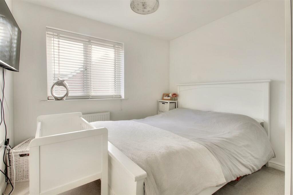 Additional image 8 of Iris Close, Worthing