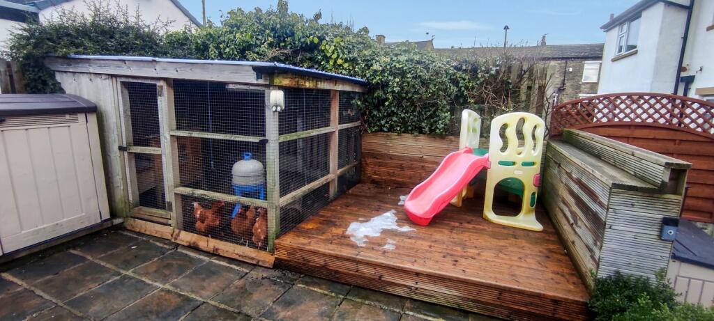 Additional image 20 of Cowdray Drive, Scholes, Cleckheaton, West Yorkshire, BD19