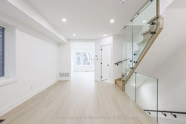 Additional image 7 of 212 Victor Ave