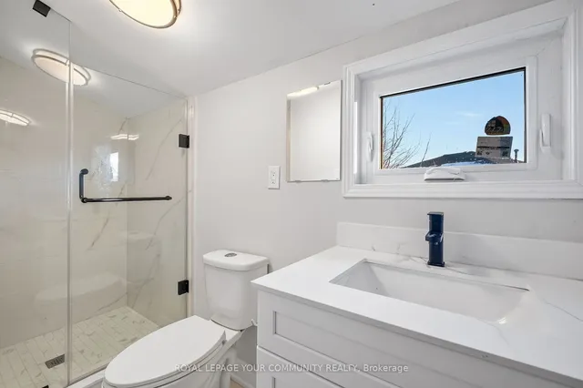 Additional image 24 of 1192 Leaside Rd