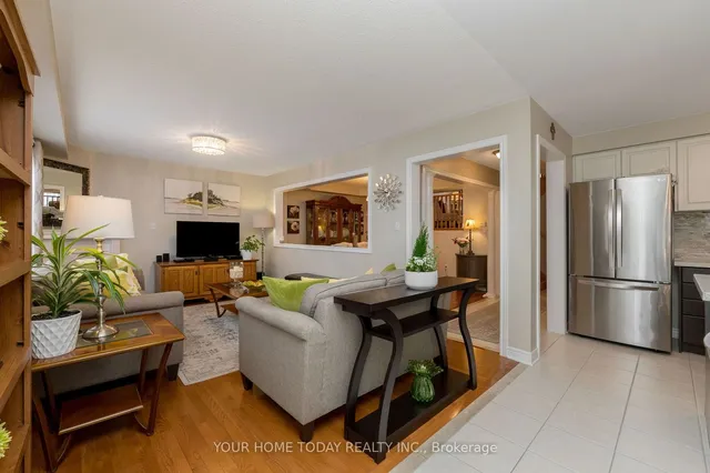 Additional image 11 of 37 Lormel Gate