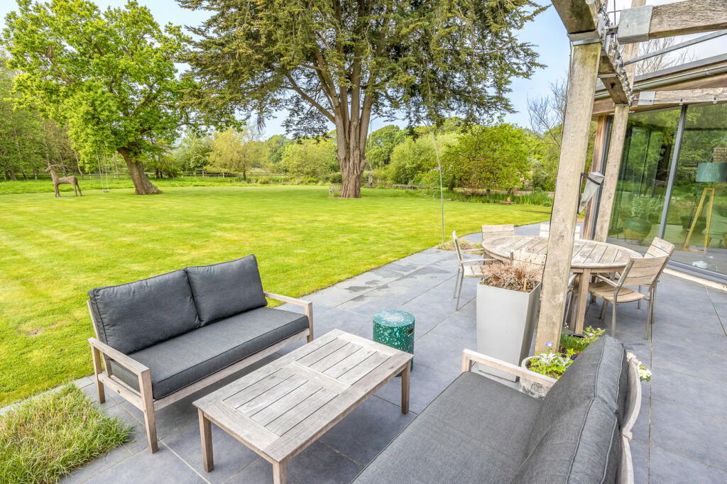 Additional image 17 of New Milton, Hampshire, BH25