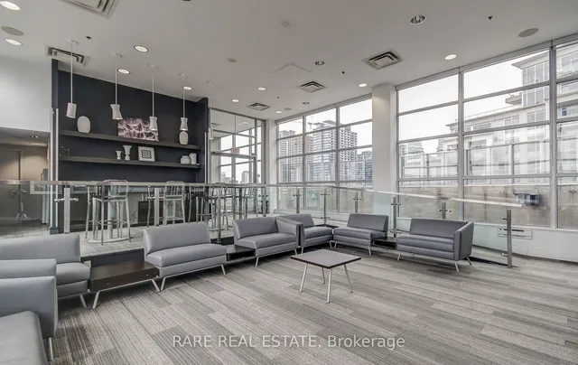 Additional image 28 of 1 Shaw St Unit 829