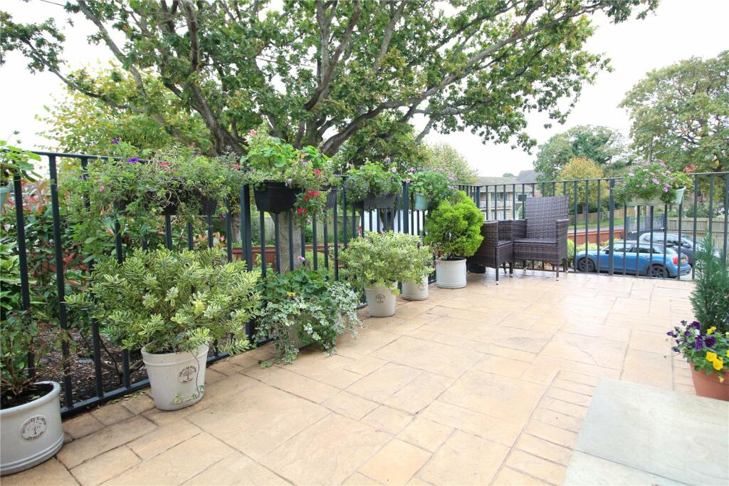 Additional image 9 of The Oaks, Barton Court Avenue, Barton On Sea, Hampshire, BH25