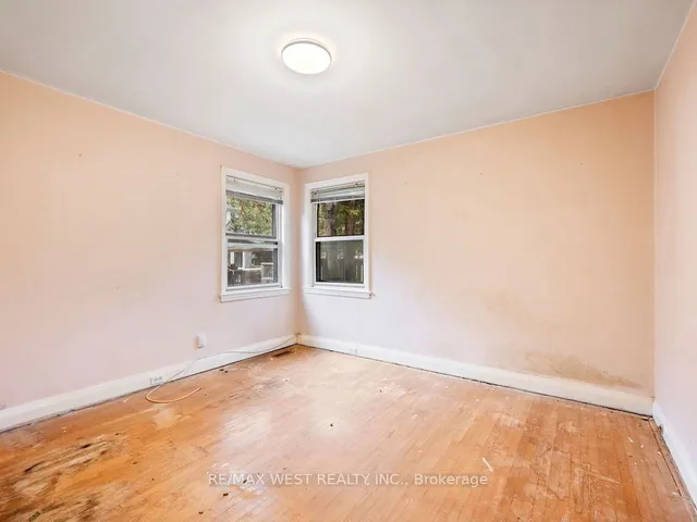 Additional image 15 of 4 Allen Ave