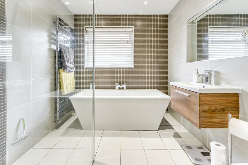 Additional image 10 of Eastergate Close, Goring-by-Sea, Worthing, West Sussex, BN12