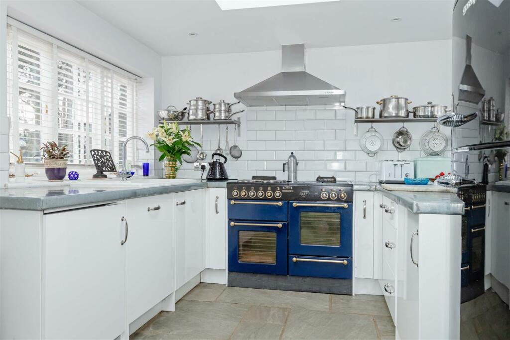 Additional image 21 of Hangleton Lane, Ferring, Worthing