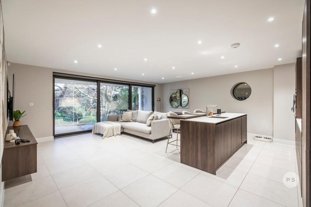 Additional image 18 of The Avenue, Poole, BH13