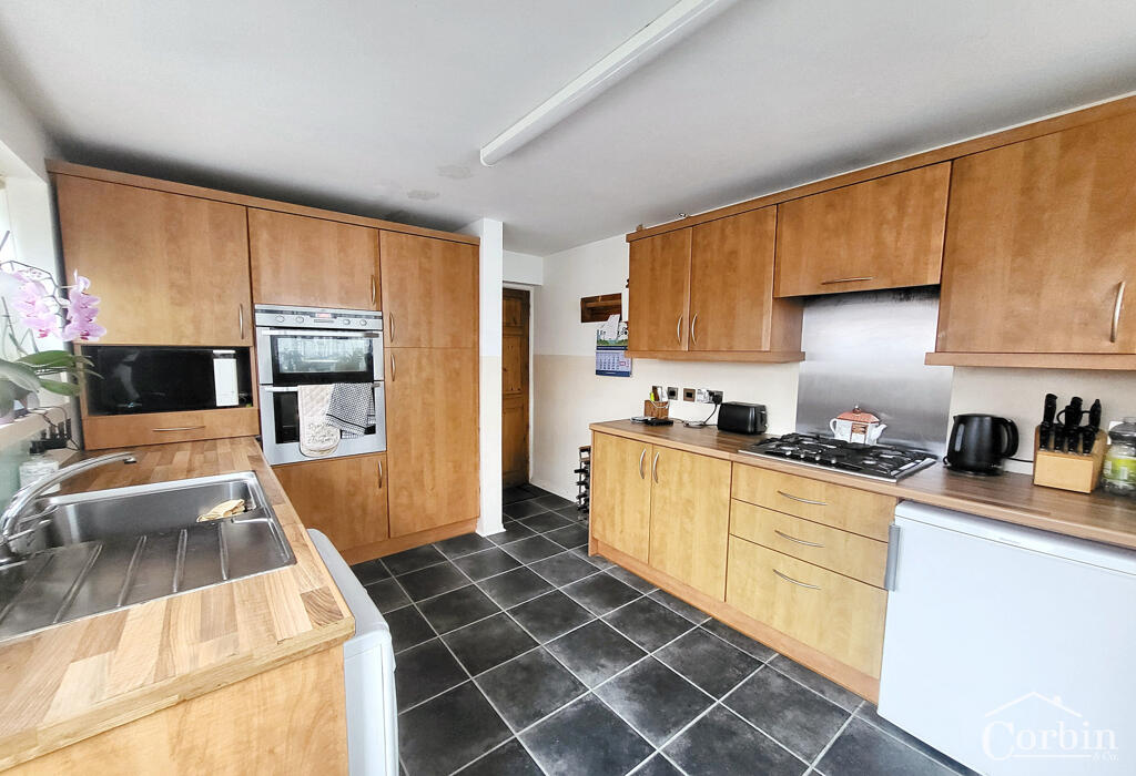 Additional image 4 of Vernalls Gardens, Bournemouth, Dorset