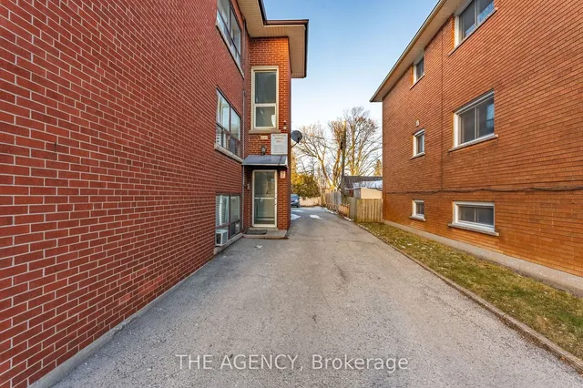 Additional image 4 of 261 Mohawk Rd