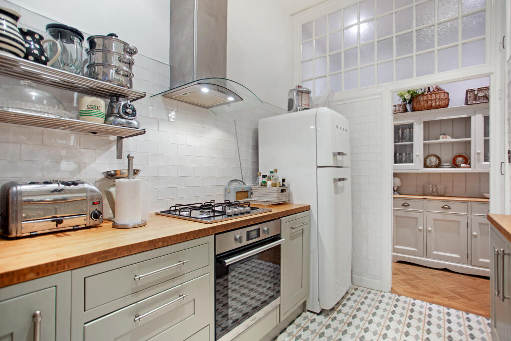 Additional image 4 of Grand Avenue, Hove, BN3