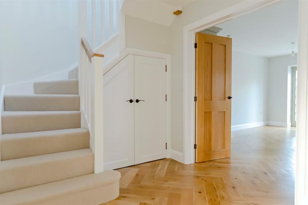 Additional image 5 of East Avenue, Goring-By-Sea, BN12 4DD