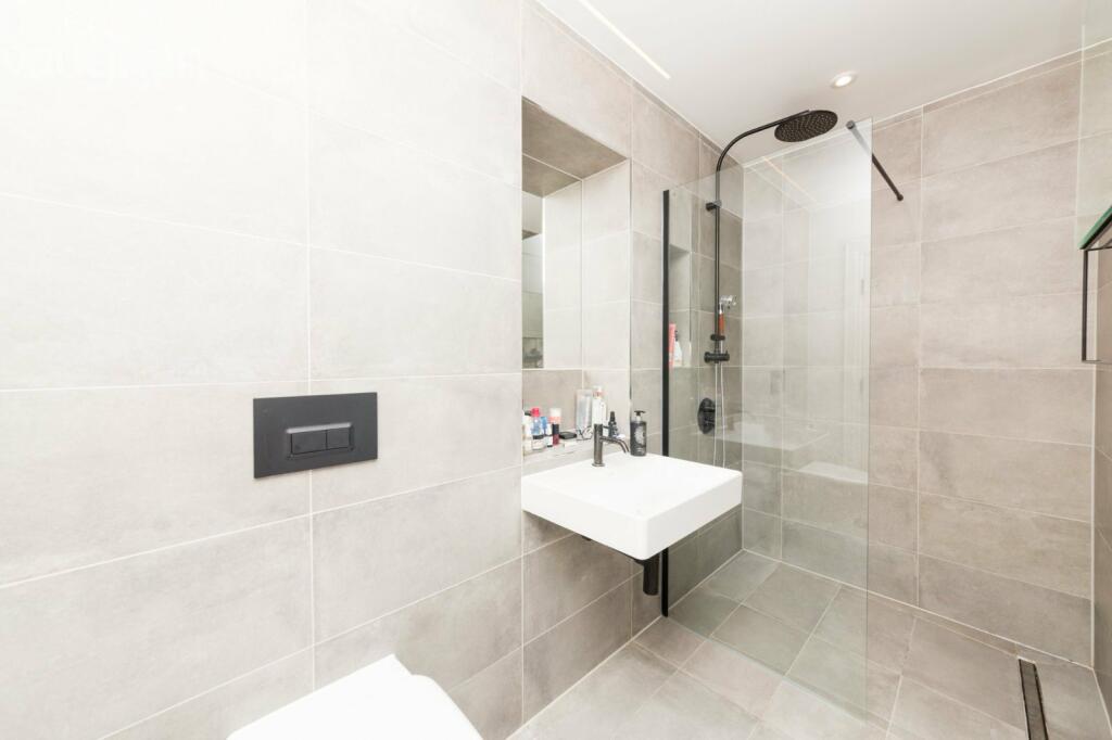 Additional image 5 of Gloucester Place, Brighton, BN1