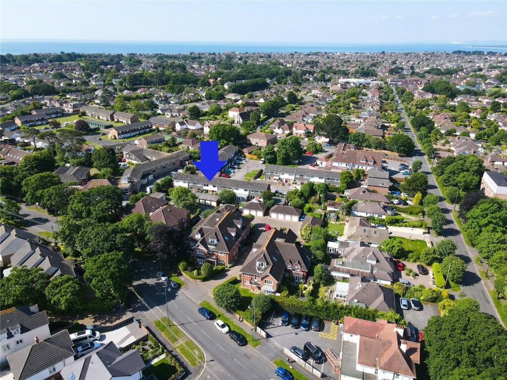 Additional image 13 of Norris Gardens, New Milton, Hampshire, BH25