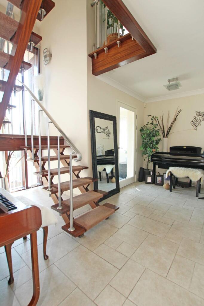 Additional image 10 of Compton Drive, Eastbourne, BN20 8BX