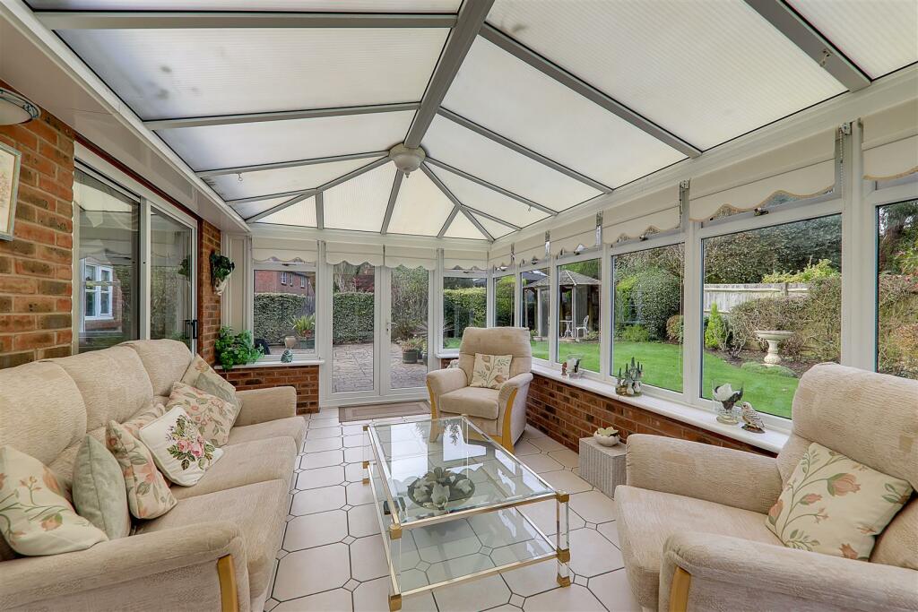 Additional image 18 of Swandean Close, Worthing