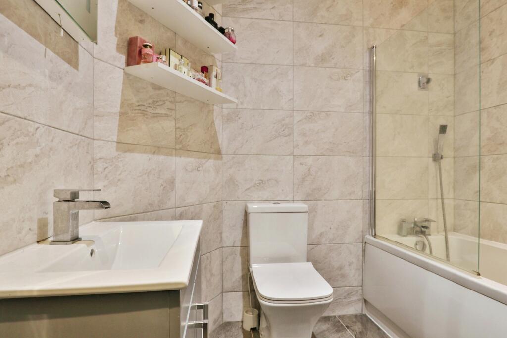 Additional image 11 of Portchester Road, CHARMINSTER, Bournemouth, Dorset, BH8