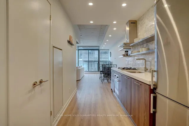 Additional image 7 of 560 King St Unit 823