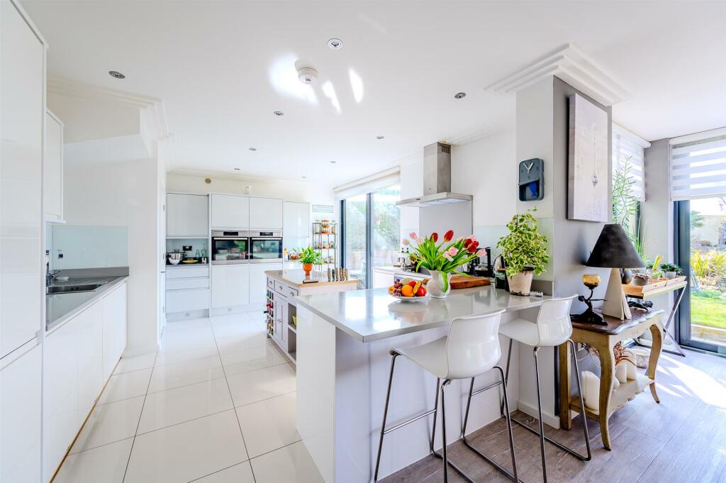 Additional image 5 of Corsica Close, Seaford