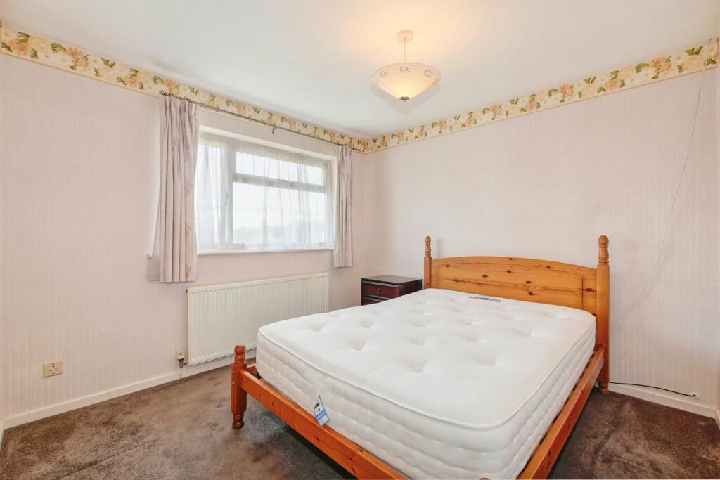 Additional image 4 of Drake Avenue, Eastbourne, BN23