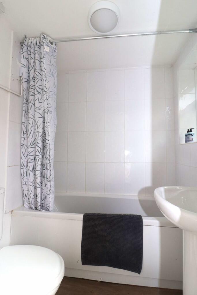 Additional image 13 of Queens Road, Swanage- Ground Floor Apartment with garden & parking