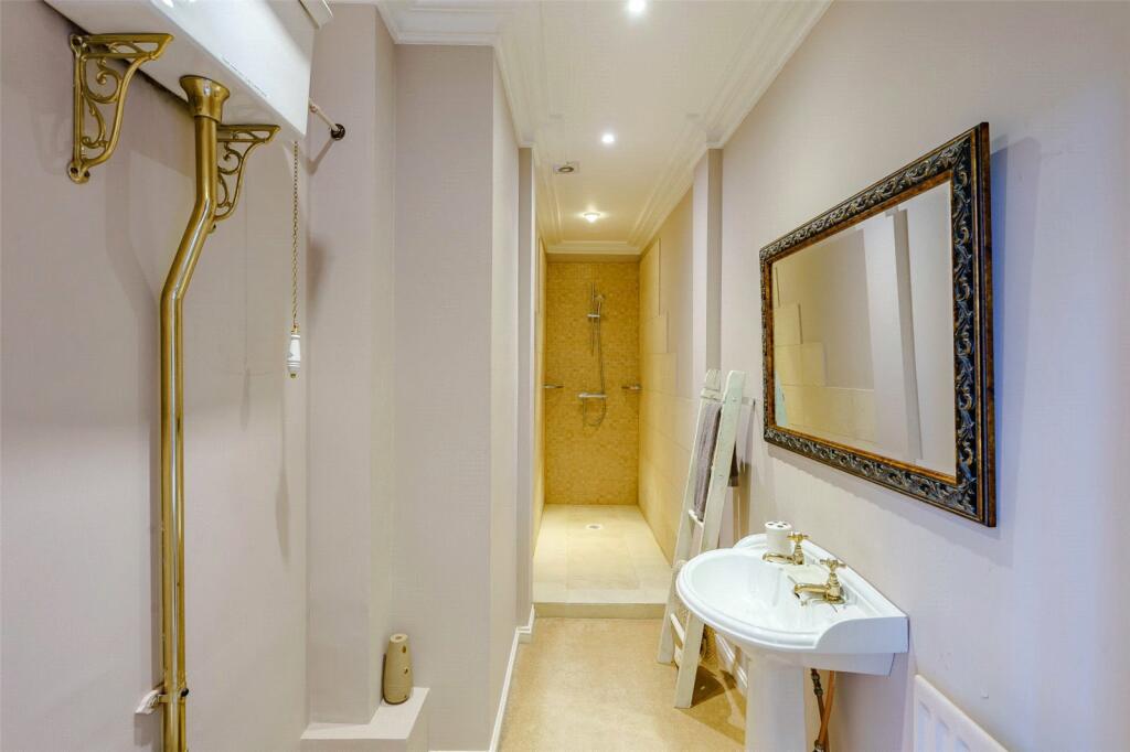 Additional image 25 of Hurn Court Lane, Hurn, Christchurch, BH23