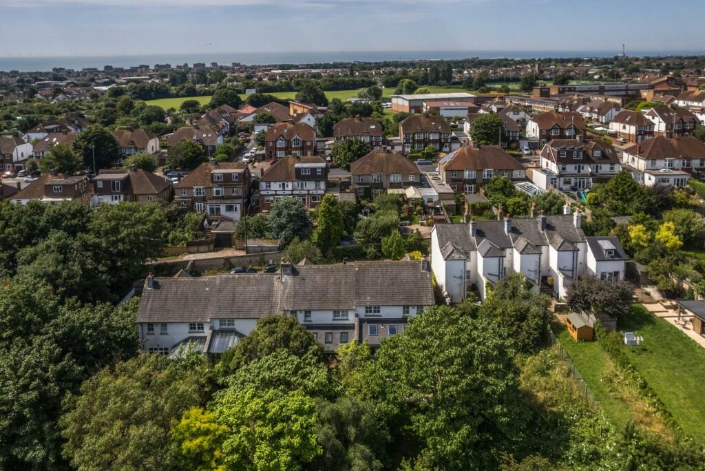 Additional image 5 of Woodland Drive, Hove
