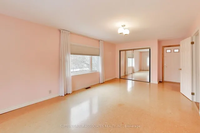 Additional image 8 of 1 Burlington Cres