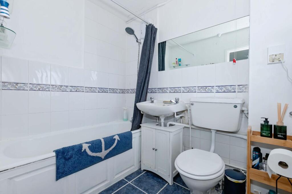 Additional image 8 of Meadway Court, Southwick, Brighton