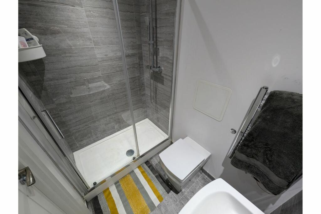 Additional image 7 of 27 Strand Parade, Worthing, BN12