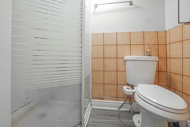 Additional image 11 of 29 Lakecrest Tr