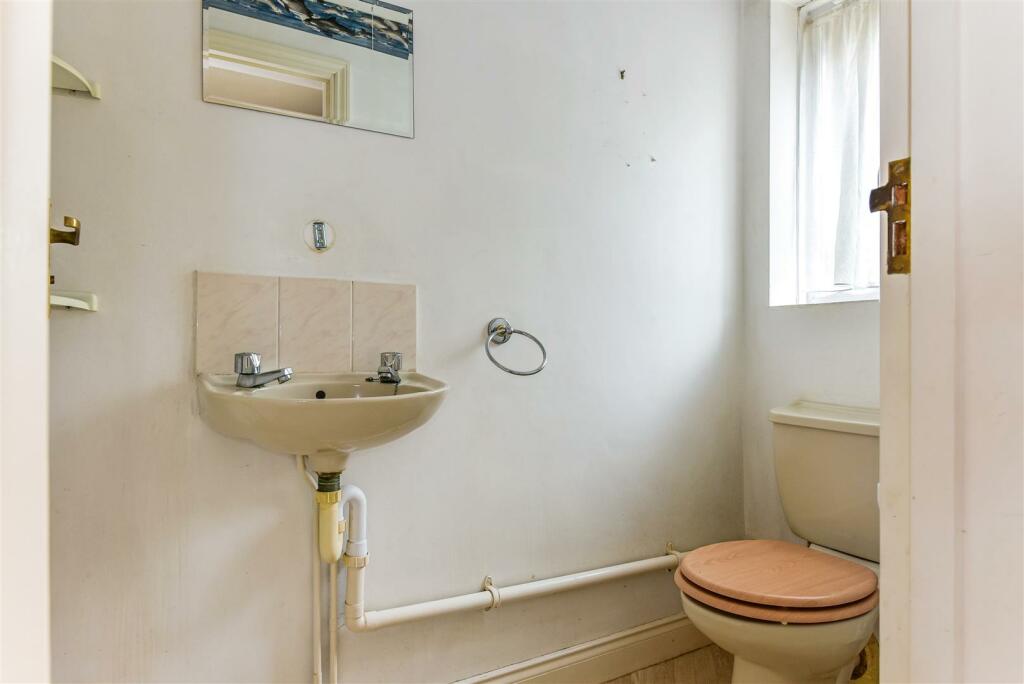 Additional image 16 of West VIew Drive, Yapton
