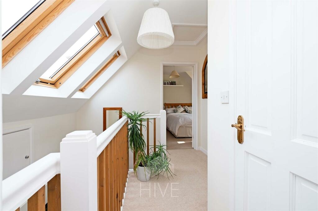 Additional image 20 of De Moulham Road, Swanage