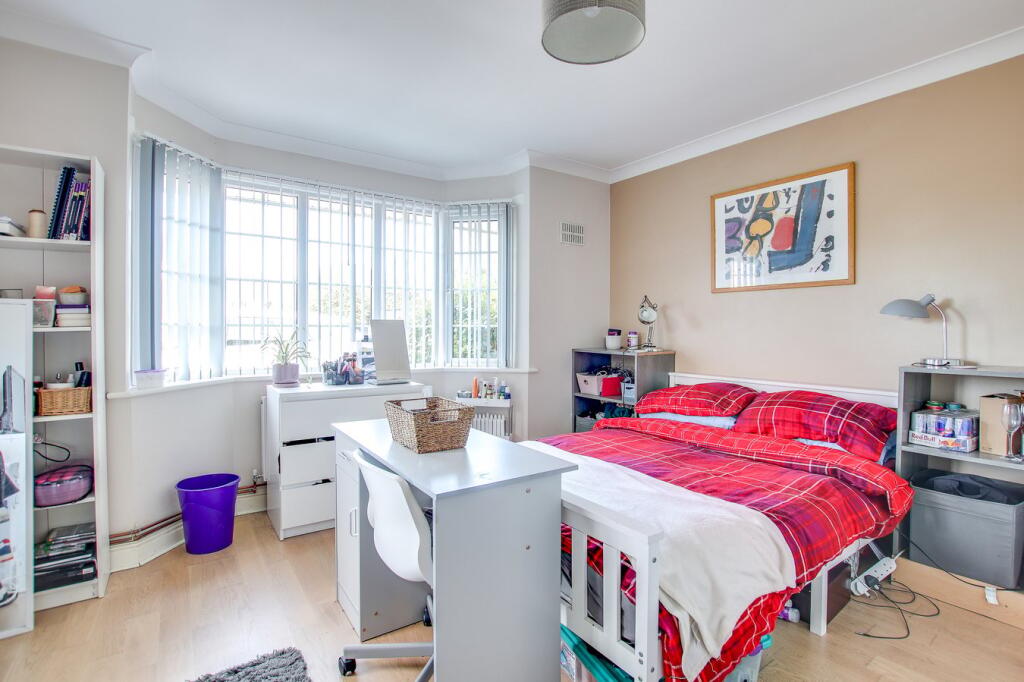 Additional image 10 of Carisbrooke Way, Christchurch, BH23