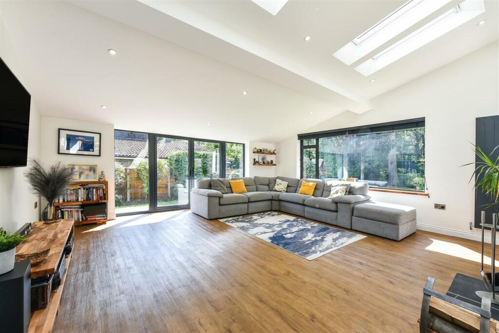 Additional image 4 of Birch Close, Arundel
