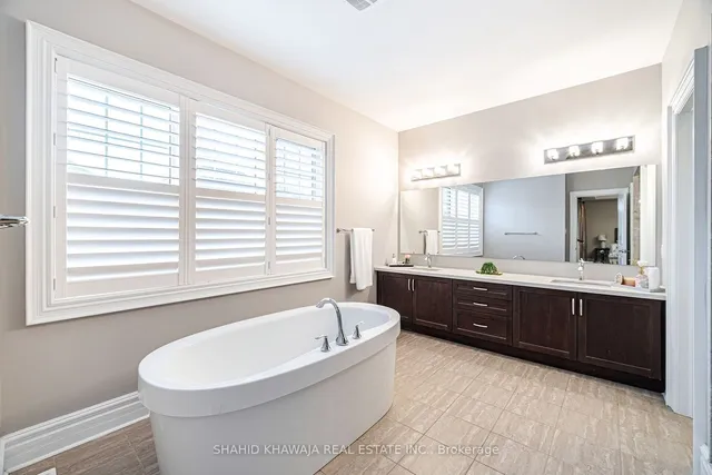 Additional image 22 of 155 Hoey Cres