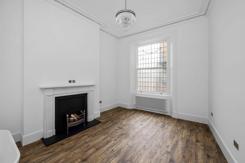 Additional image 10 of Adelaide Crescent, Hove, BN3
