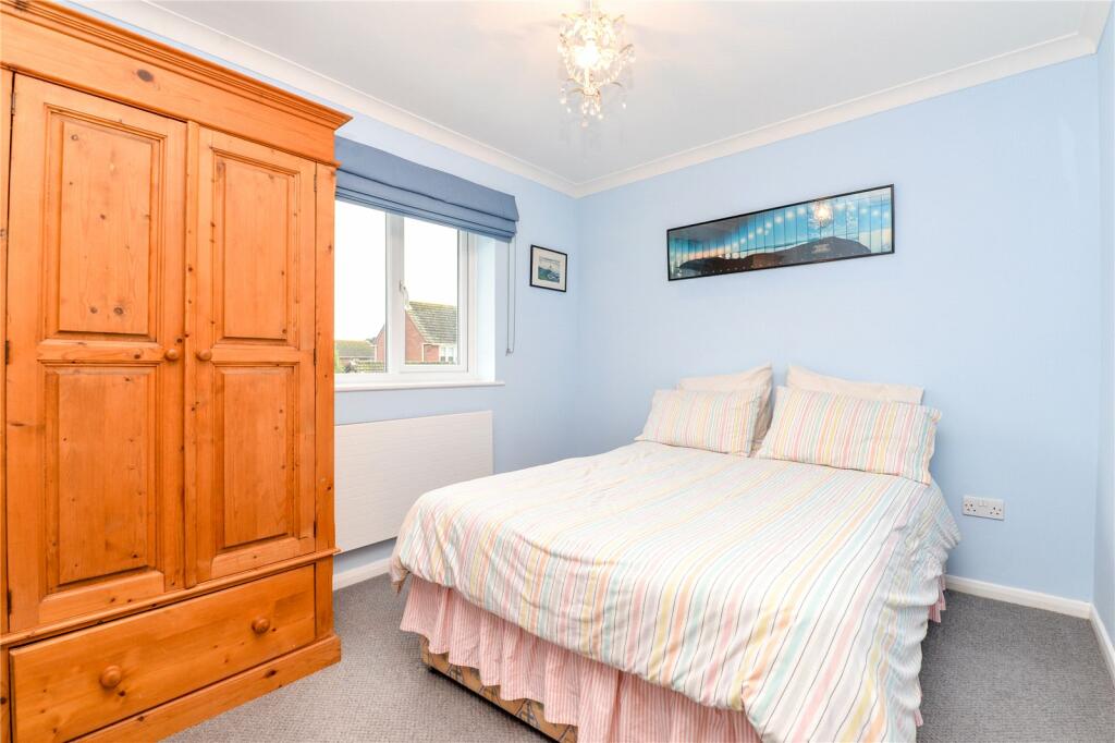 Additional image 10 of Studley Court, Barton On Sea, New Milton, Hampshire, BH25