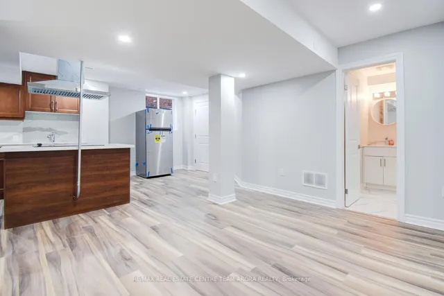 Additional image 36 of 595 Warhol Way