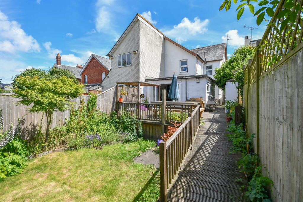 Additional image 17 of Manor Road, Ringwood