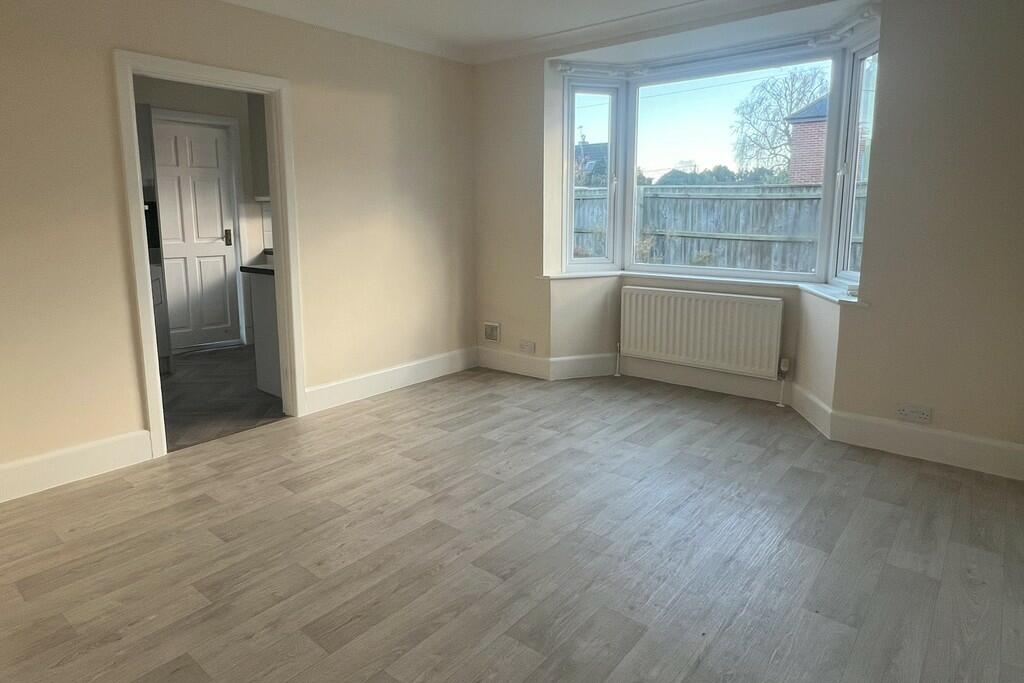 Additional image 4 of Ringwood